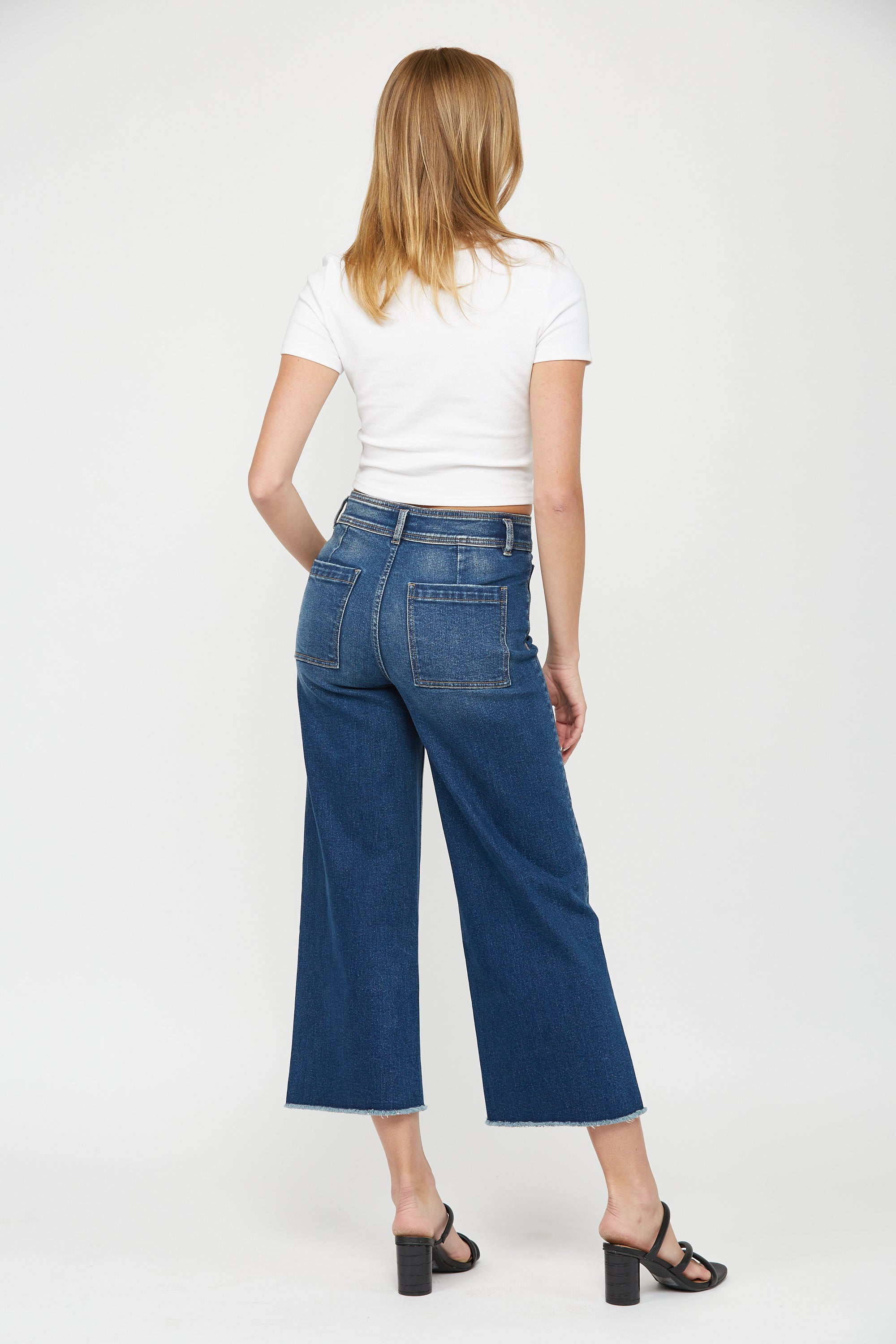 Cropped Wide Leg With Front Pocket