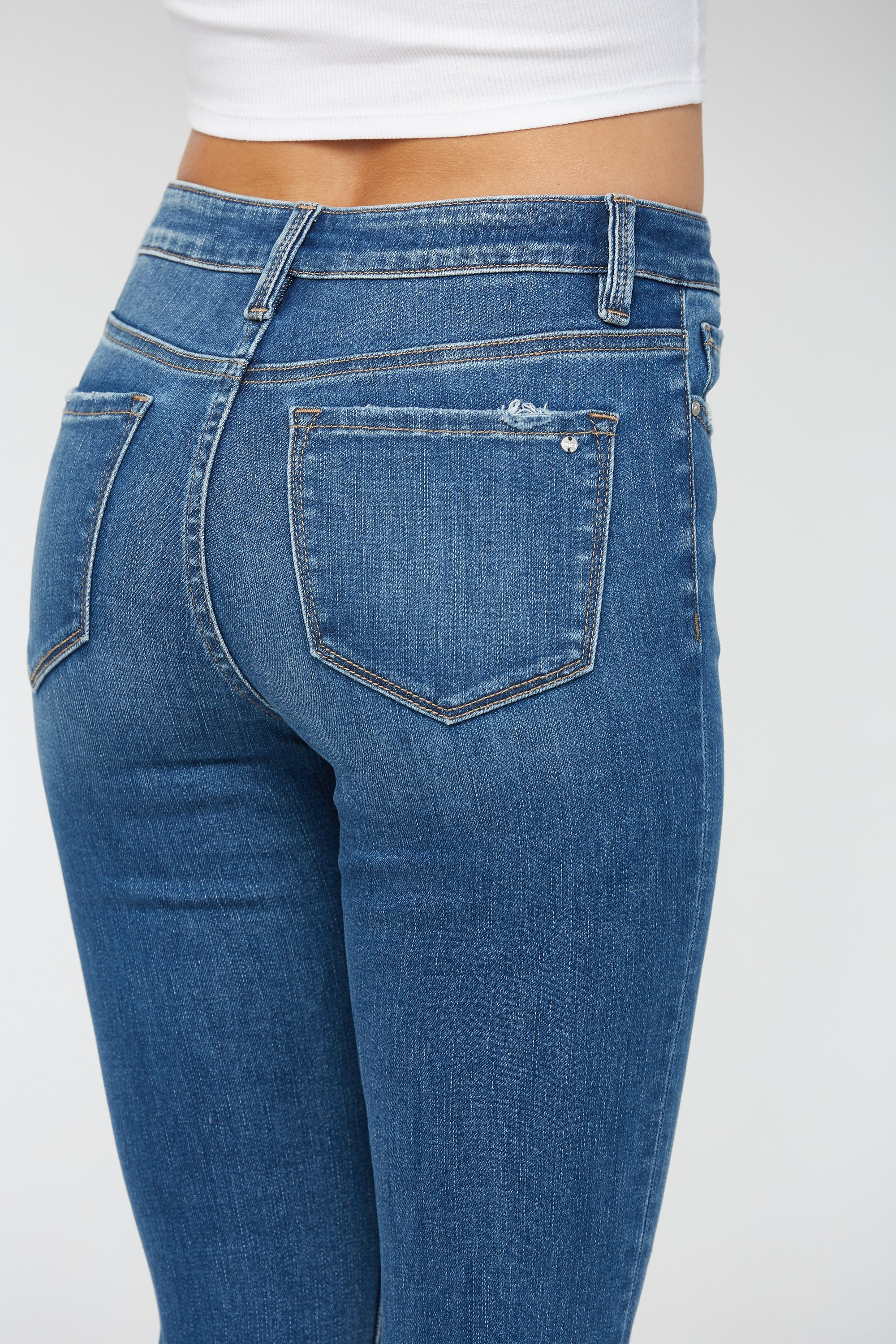 MEDIUM BLUE REG 7