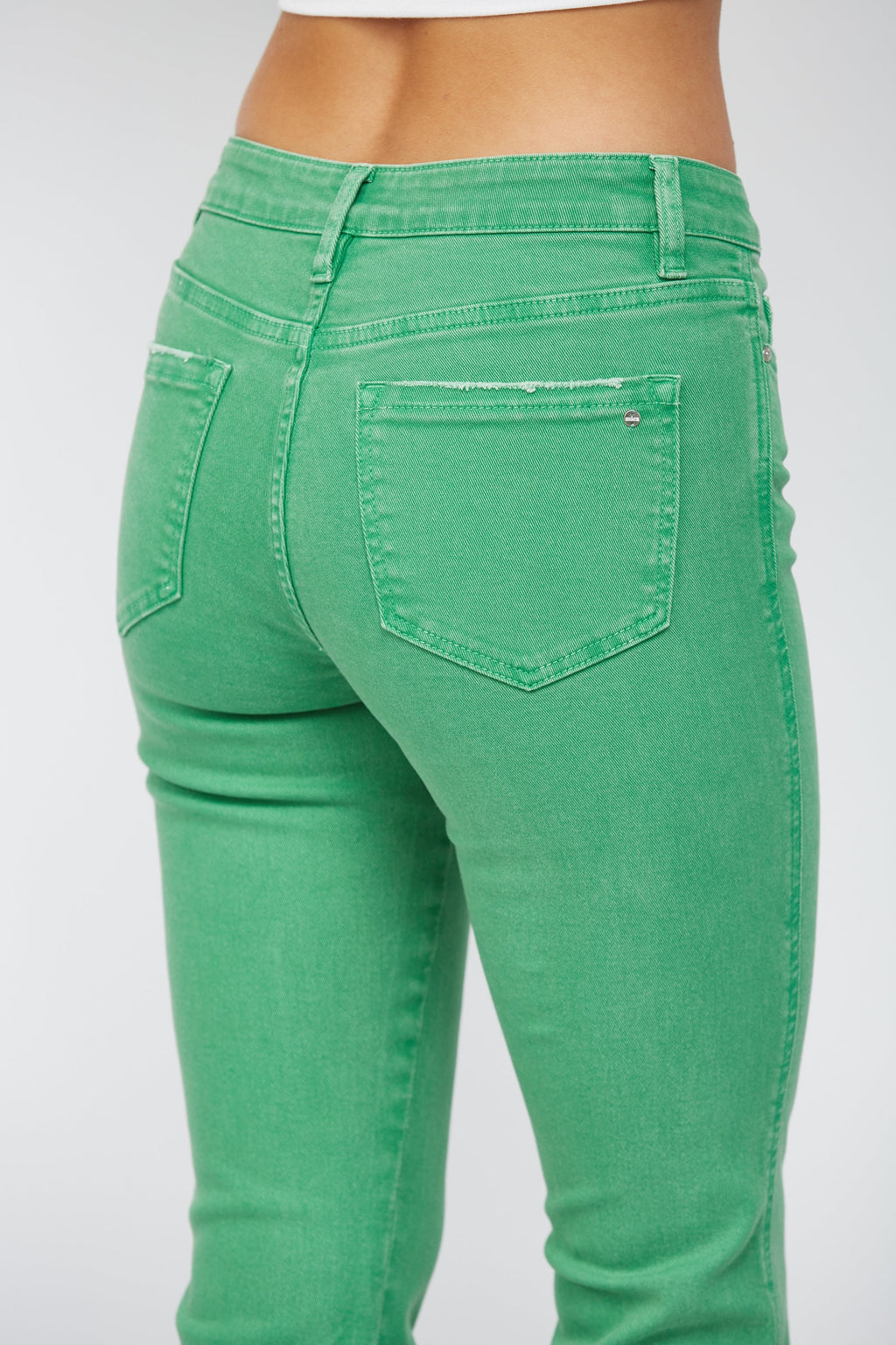 LIGHT GREEN REG 7