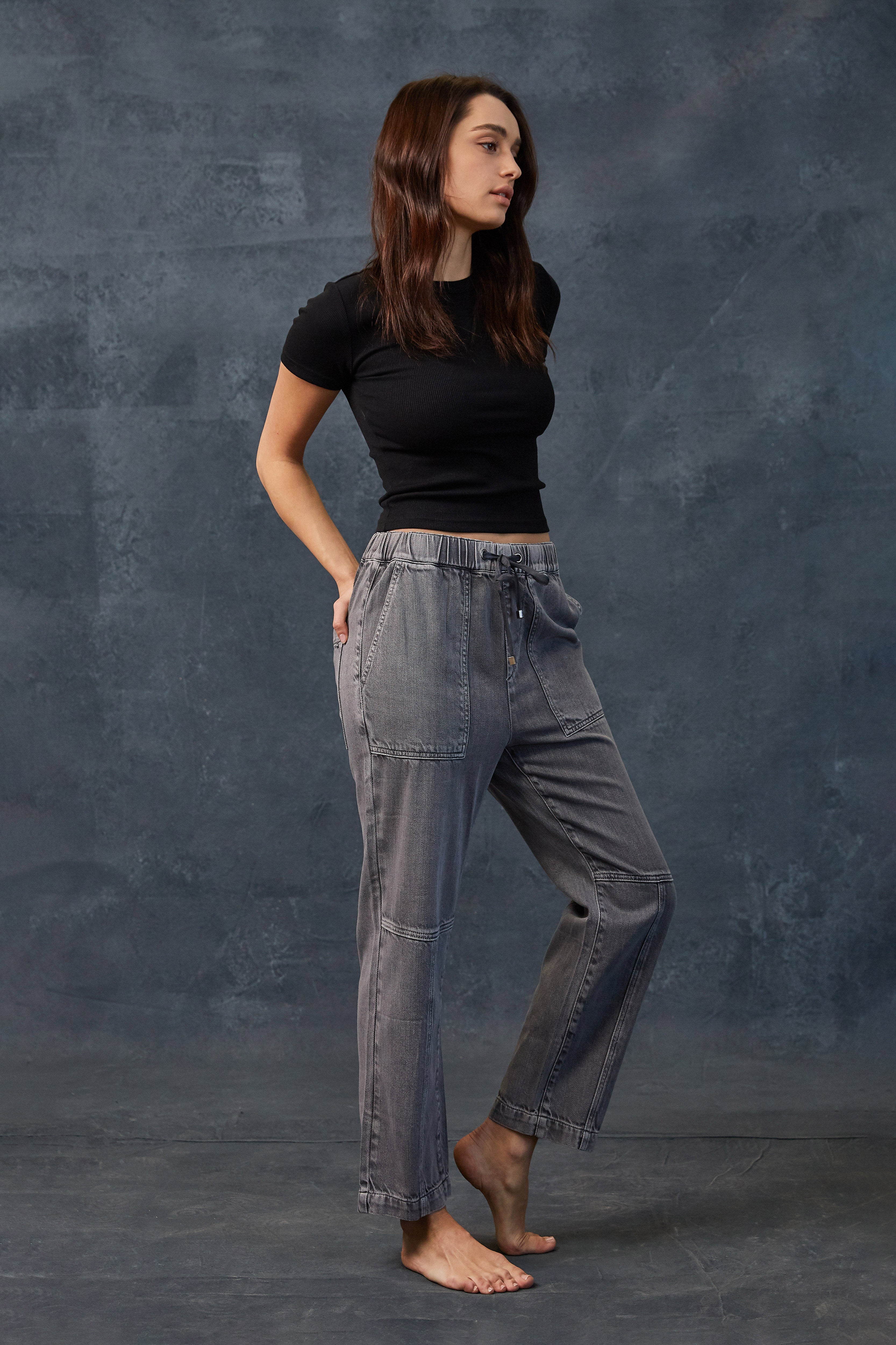 Super High Rise Jogger Pants Secondary image