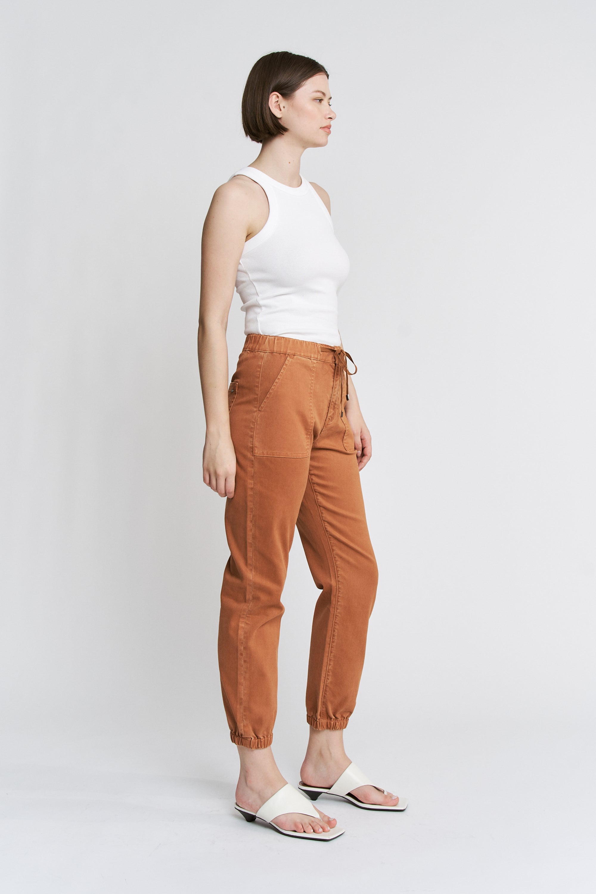 High Rise Jogger Crop