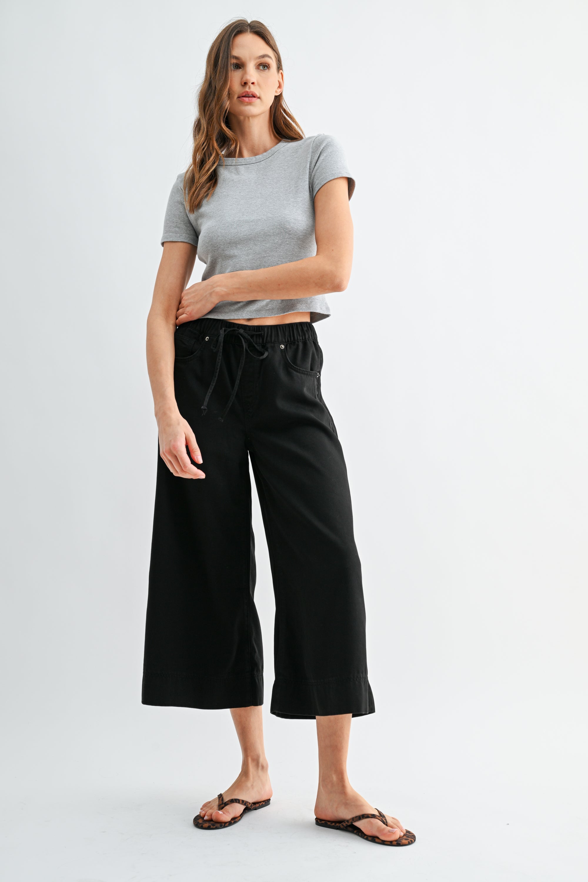 High Rise Wide Jogger Secondary image