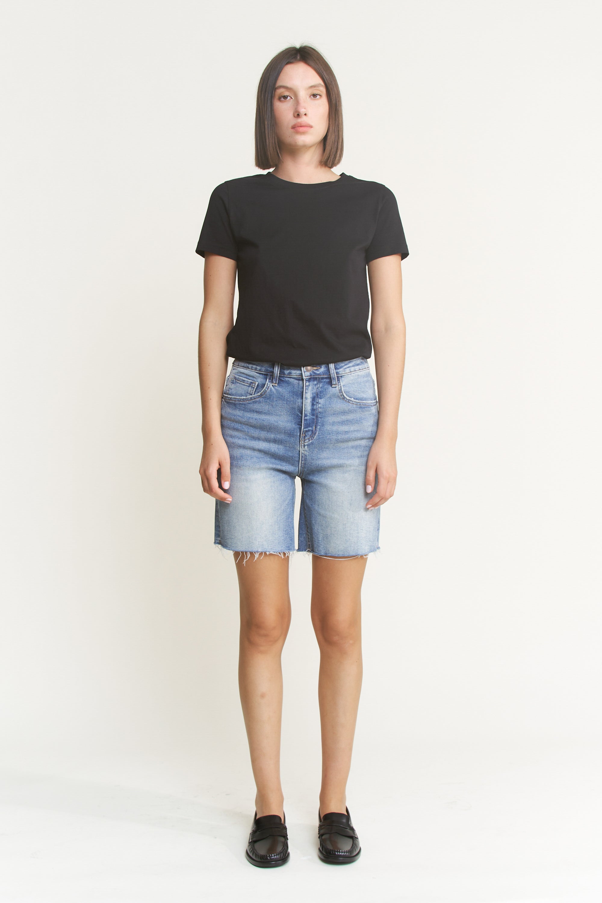 Mica Denim Super High Rise Vintage Raw Hem Bermuda Secondary image