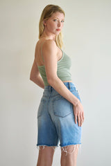 HIGH-RISE PLEATED BERMUDA