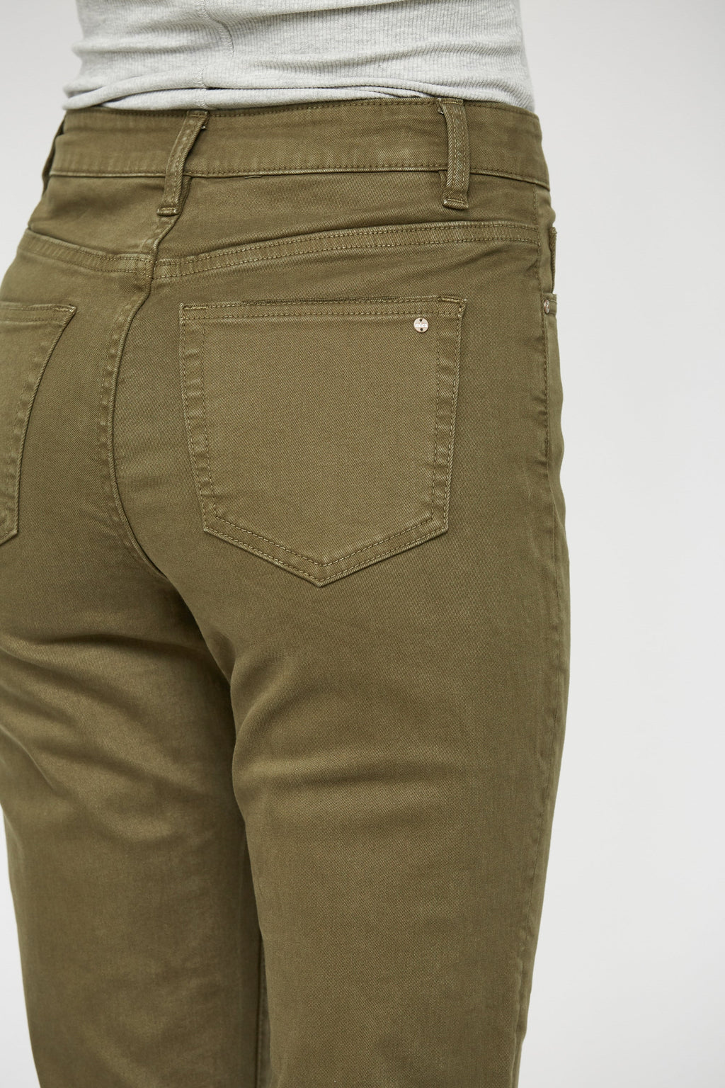 DARK OLIVE REG 9
