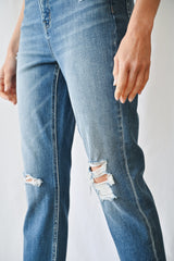 STRETCH SUPER HIGH RISE MOM JEAN