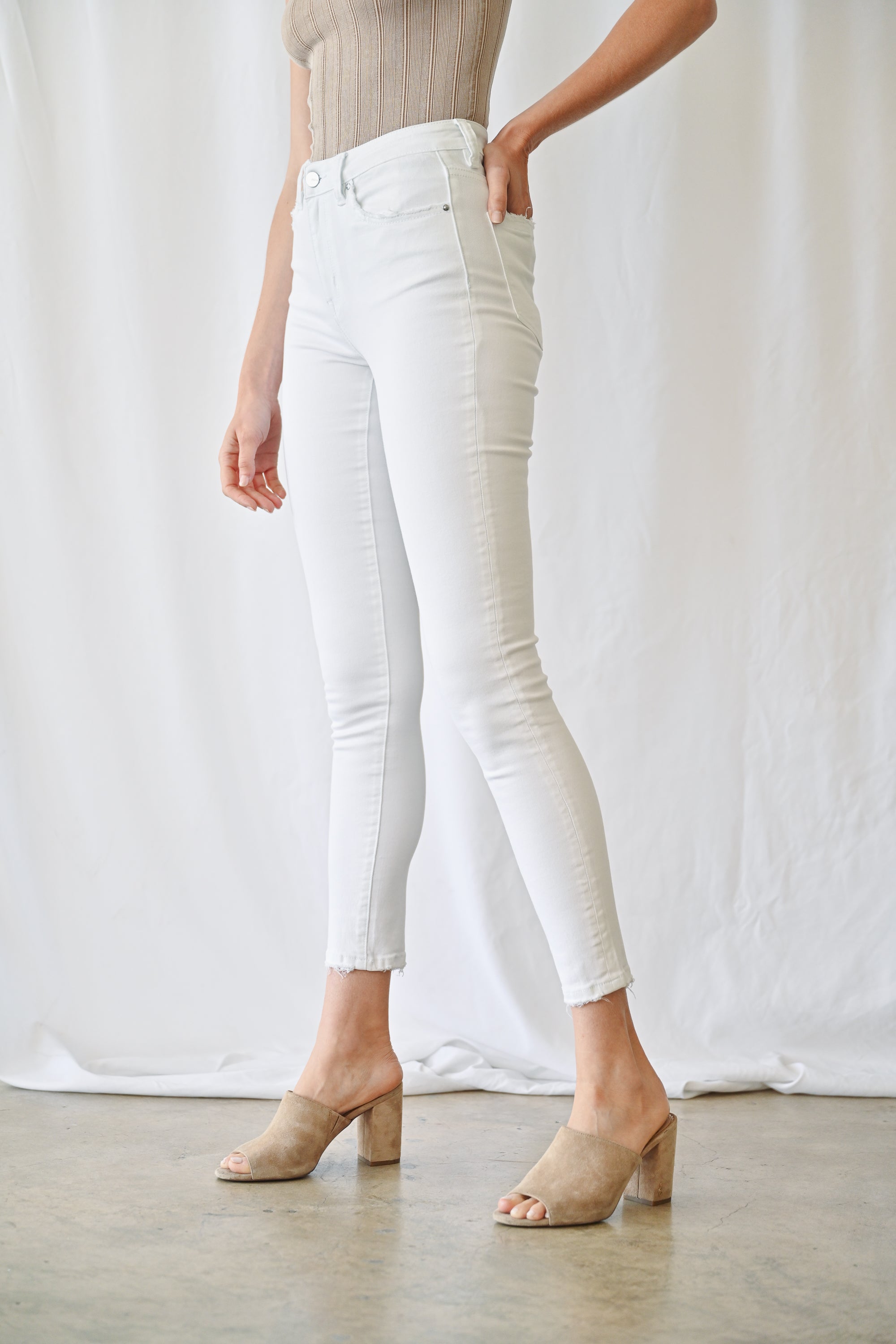 COCONUT WHITE REG 3