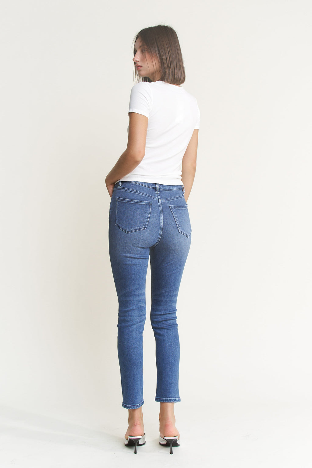 OCEAN MEDIUM BLUE REG 6