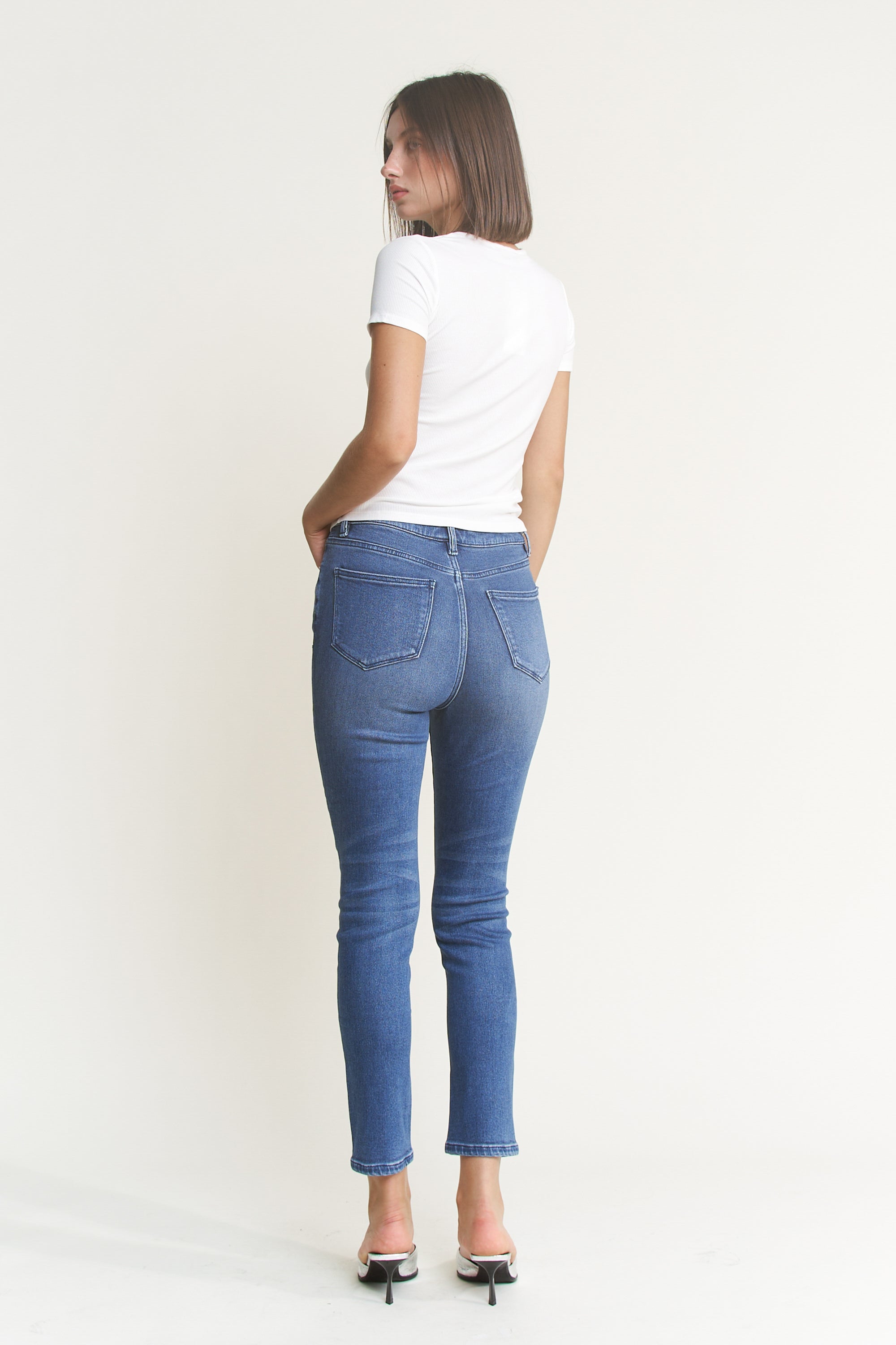 OCEAN MEDIUM BLUE REG 6