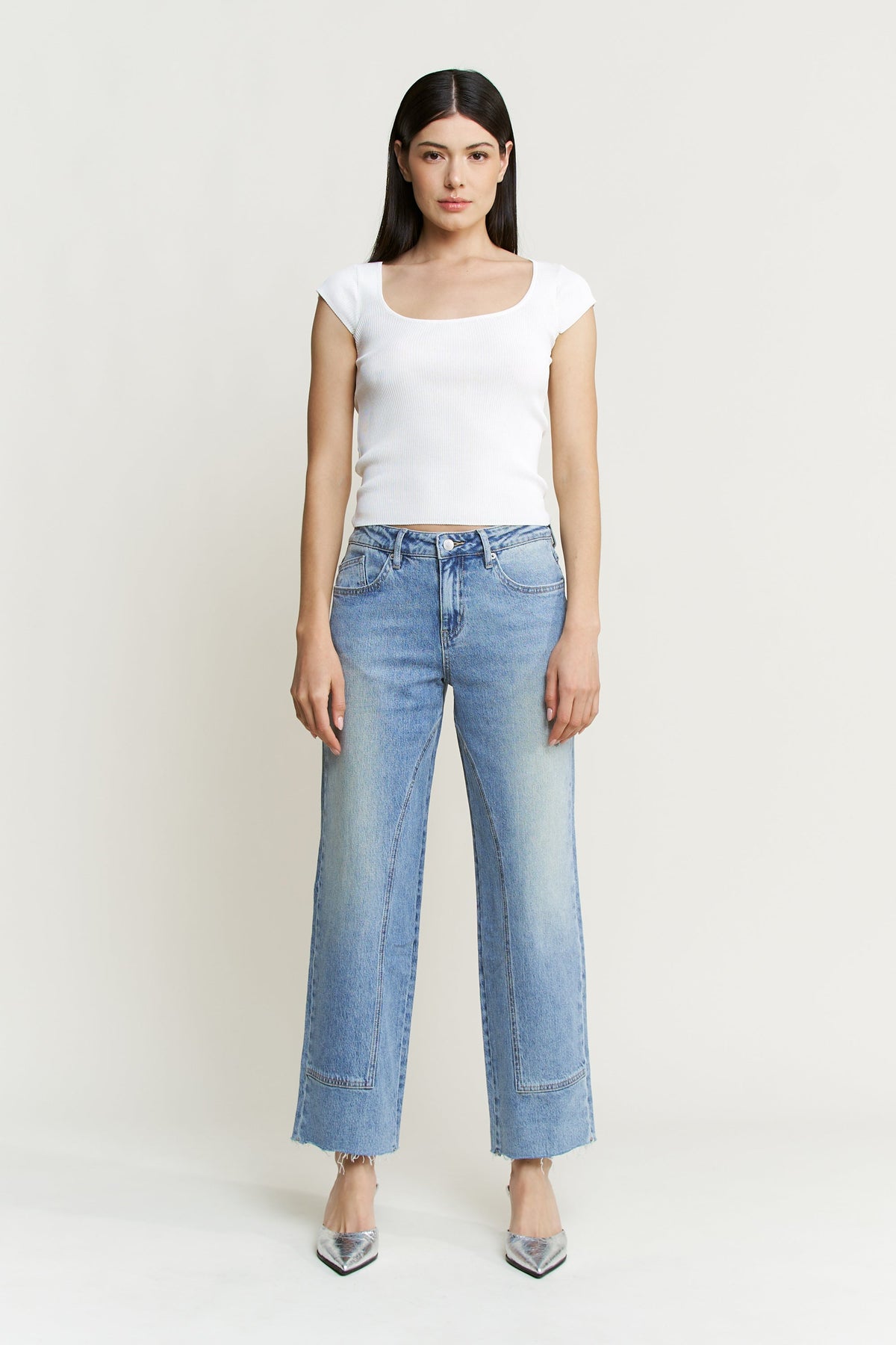 Mid Rise Ankle Straight Leg