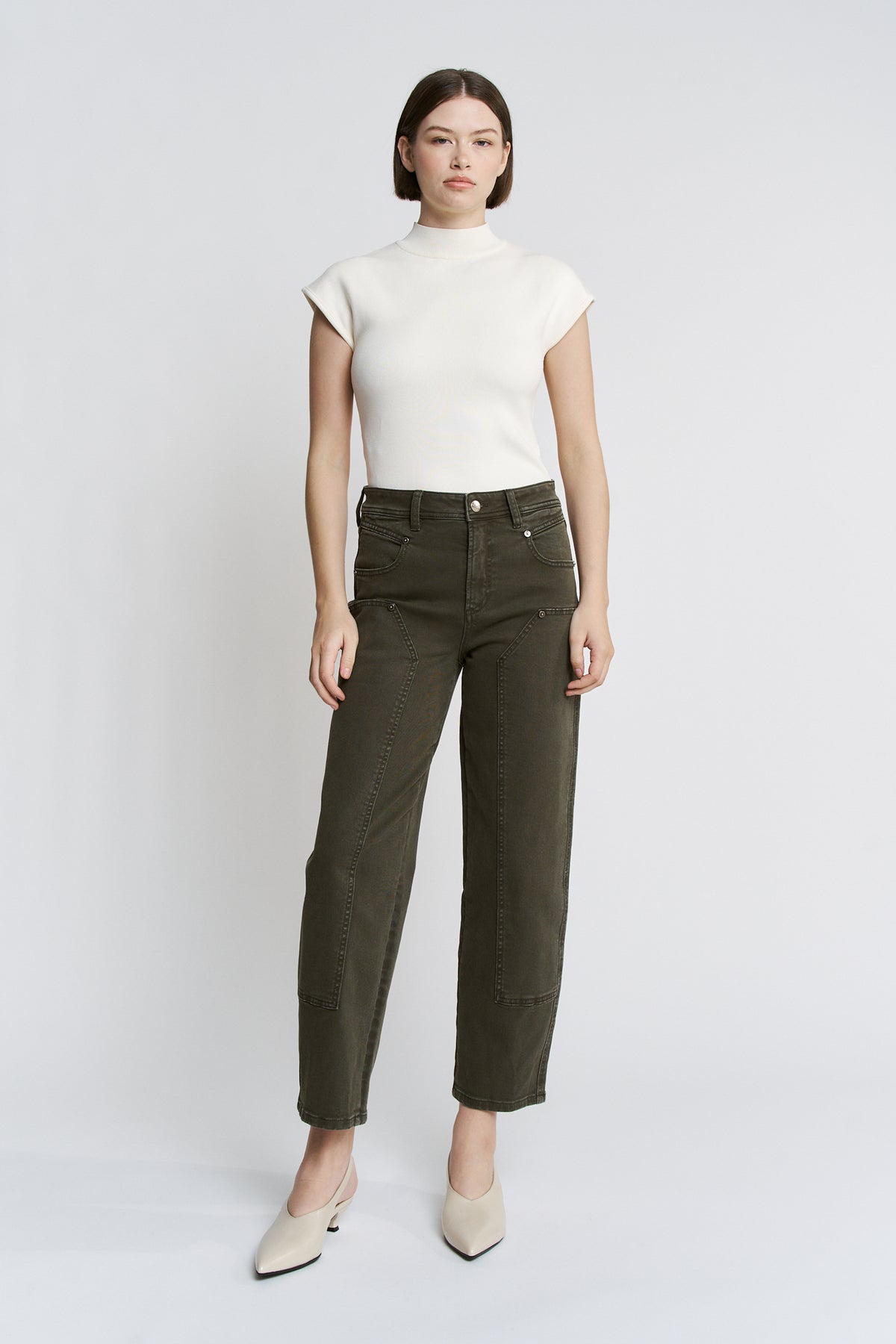 High Rise Ankle Straight Barrel Jean