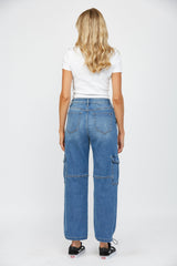 HIGH RISE CARGO PANTS W/ HEM DETAILS