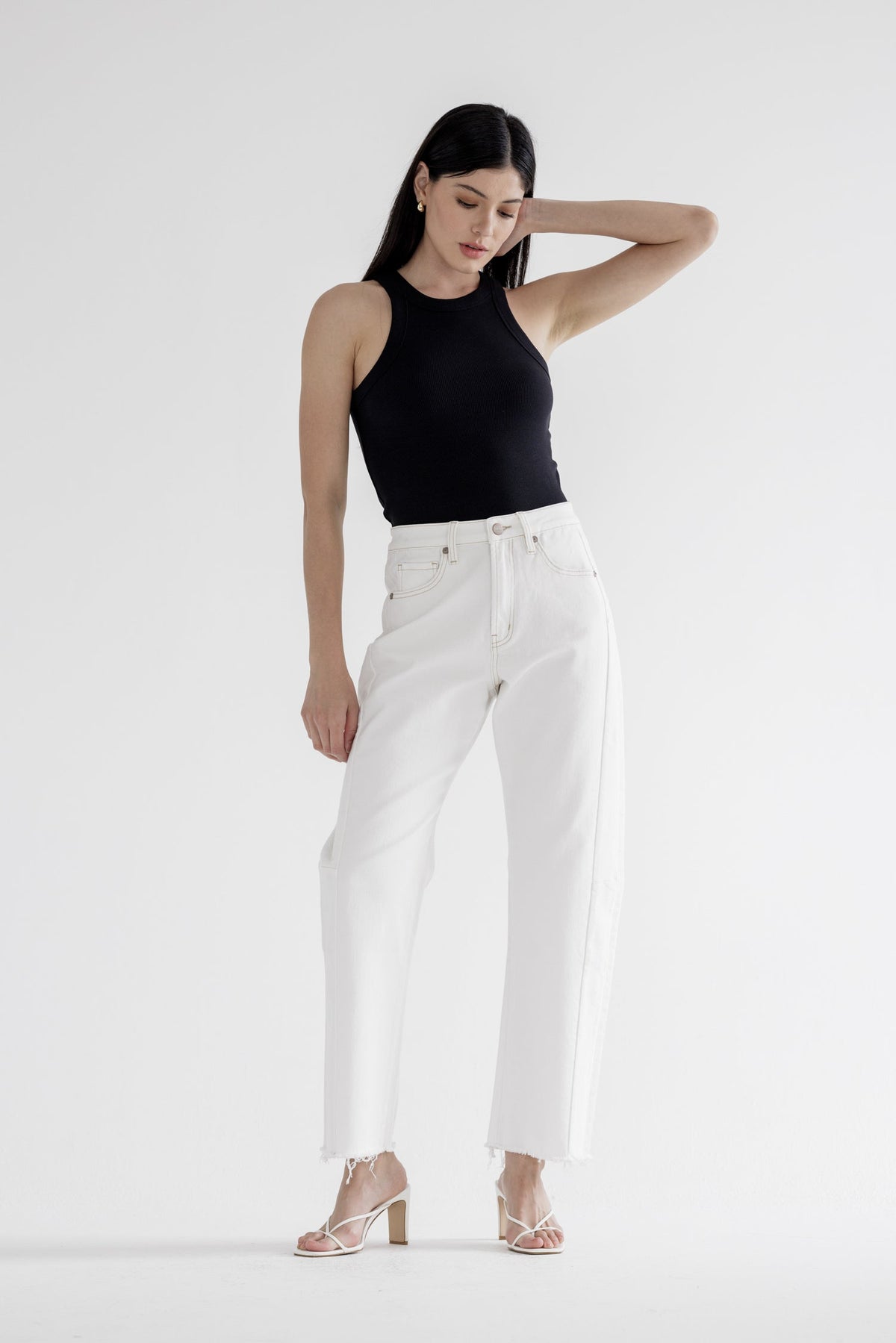 Super High Barrel-leg Jeans