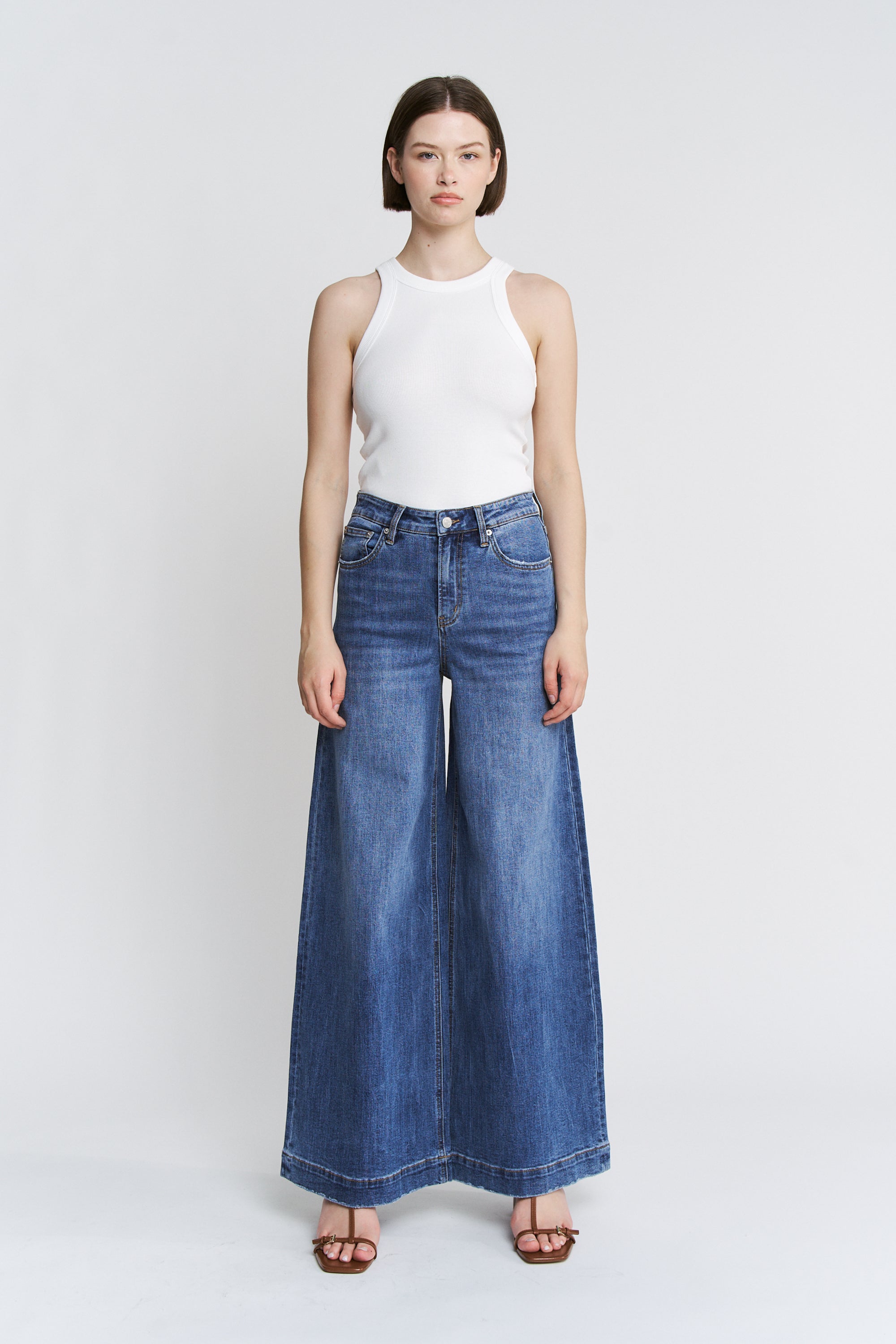 Mica Denim Super High Rise Wide Leg Slouchy Wash Secondary image