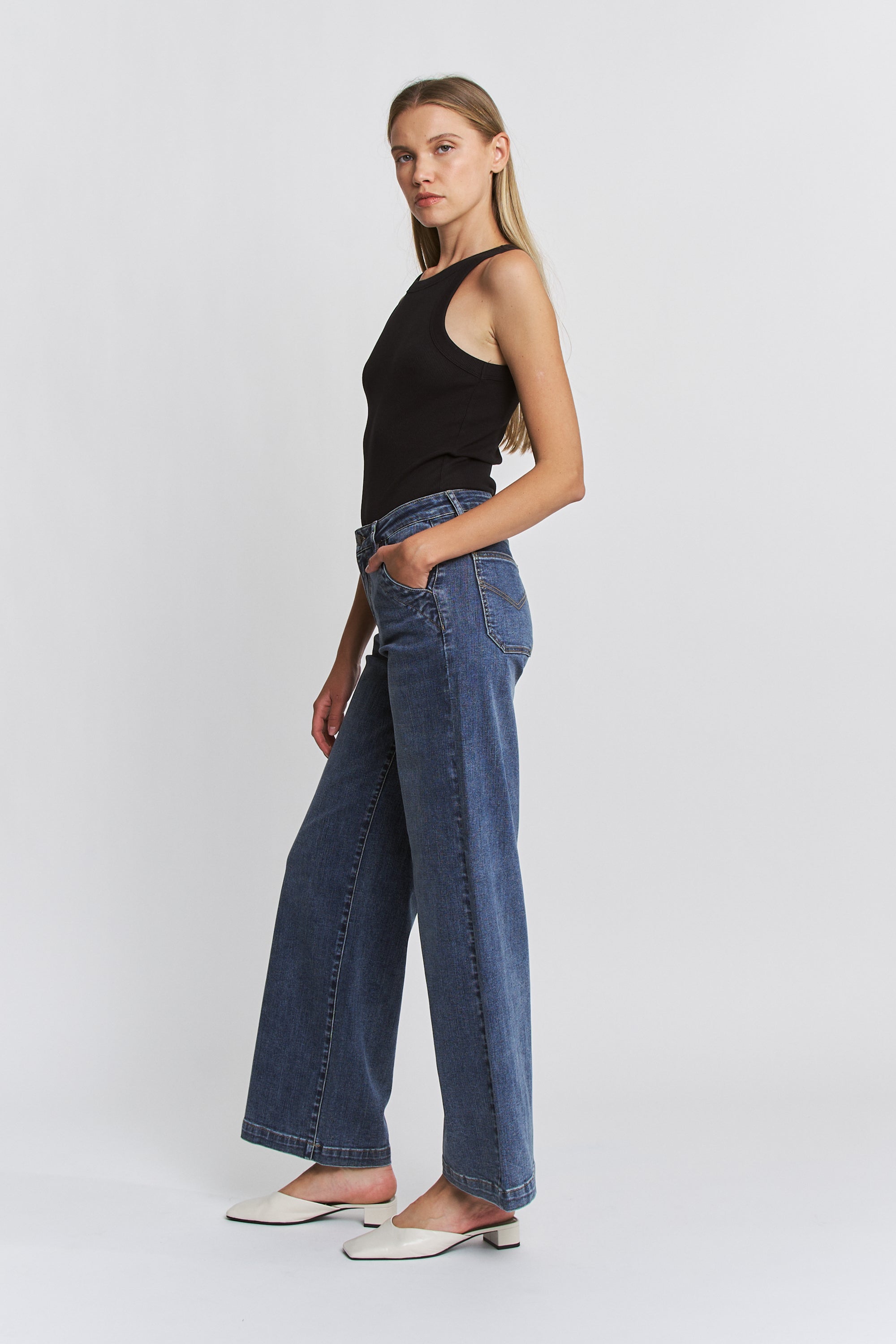 NAVY CLOUD REG 4