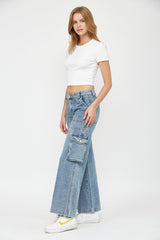 MID-RISE WIDE CARGO JEANS