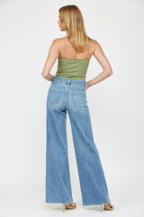 SUPER HIGH RISE SKATER JEAN