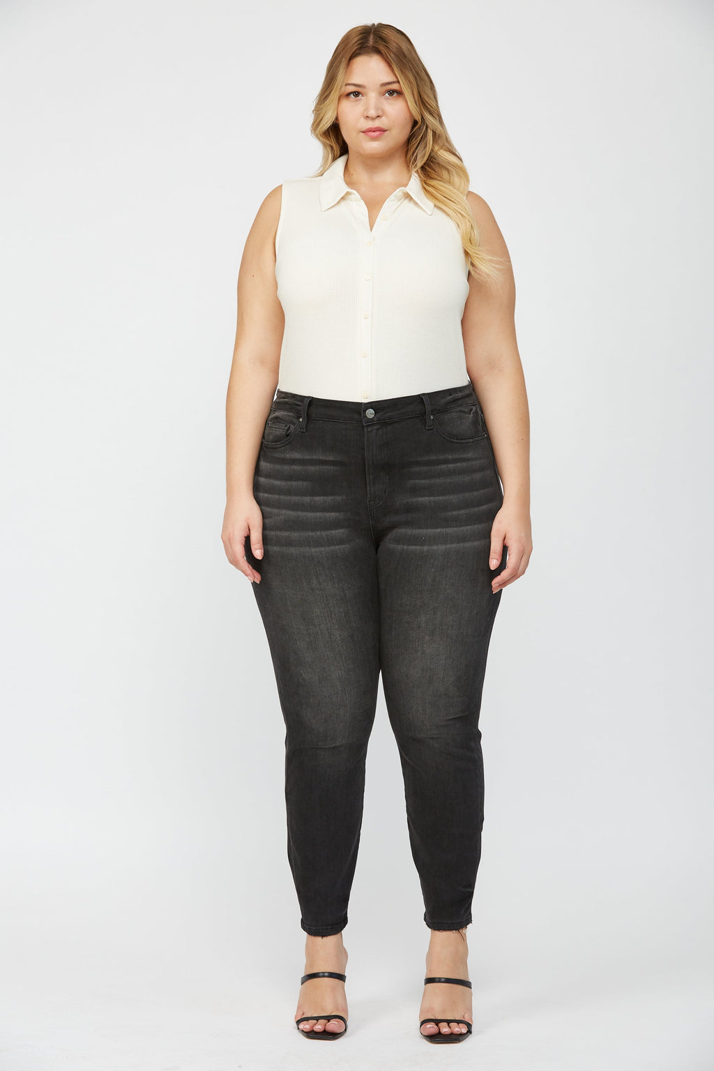 BLACK PLUS 2