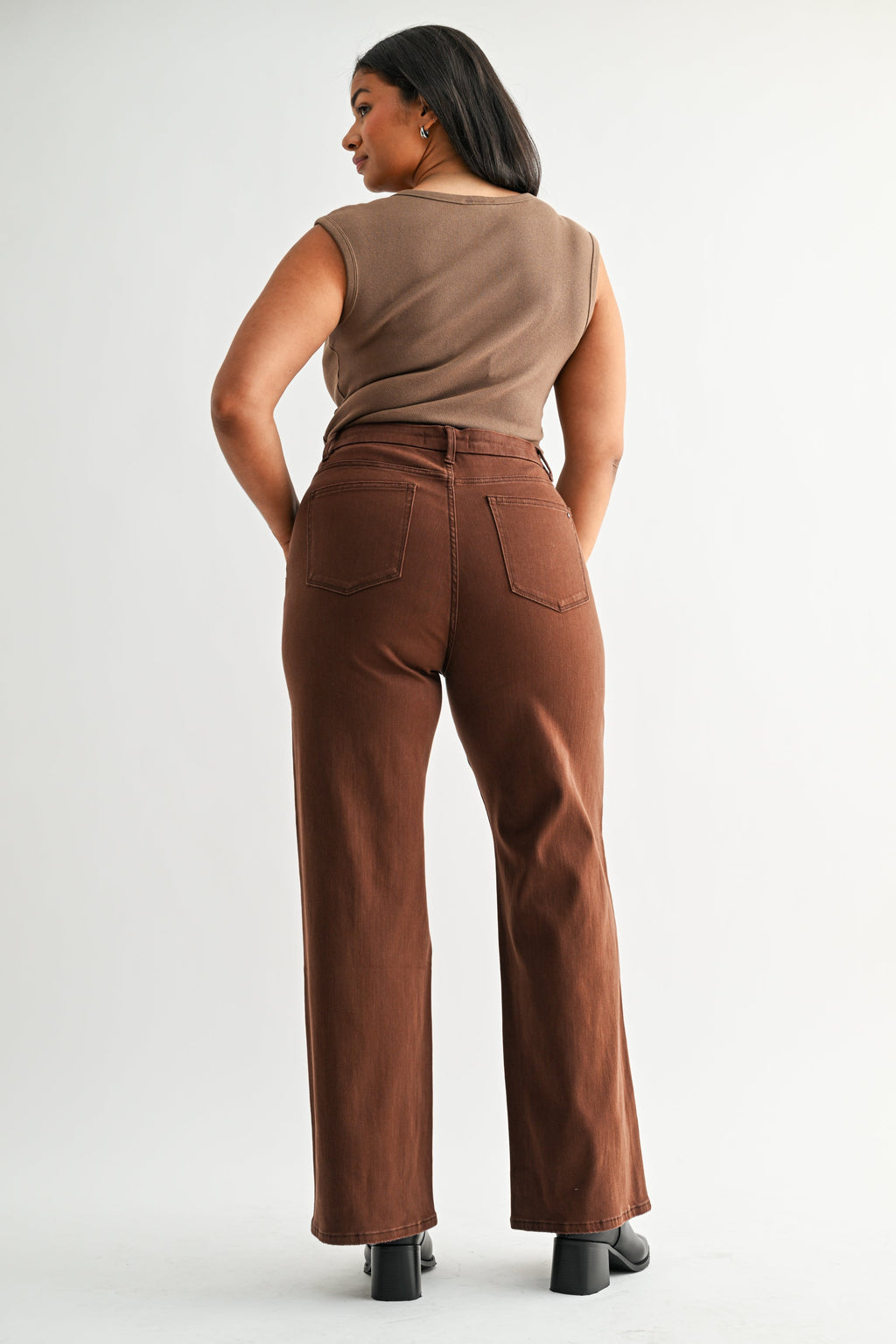 VINTAGE BROWN PLUS 4