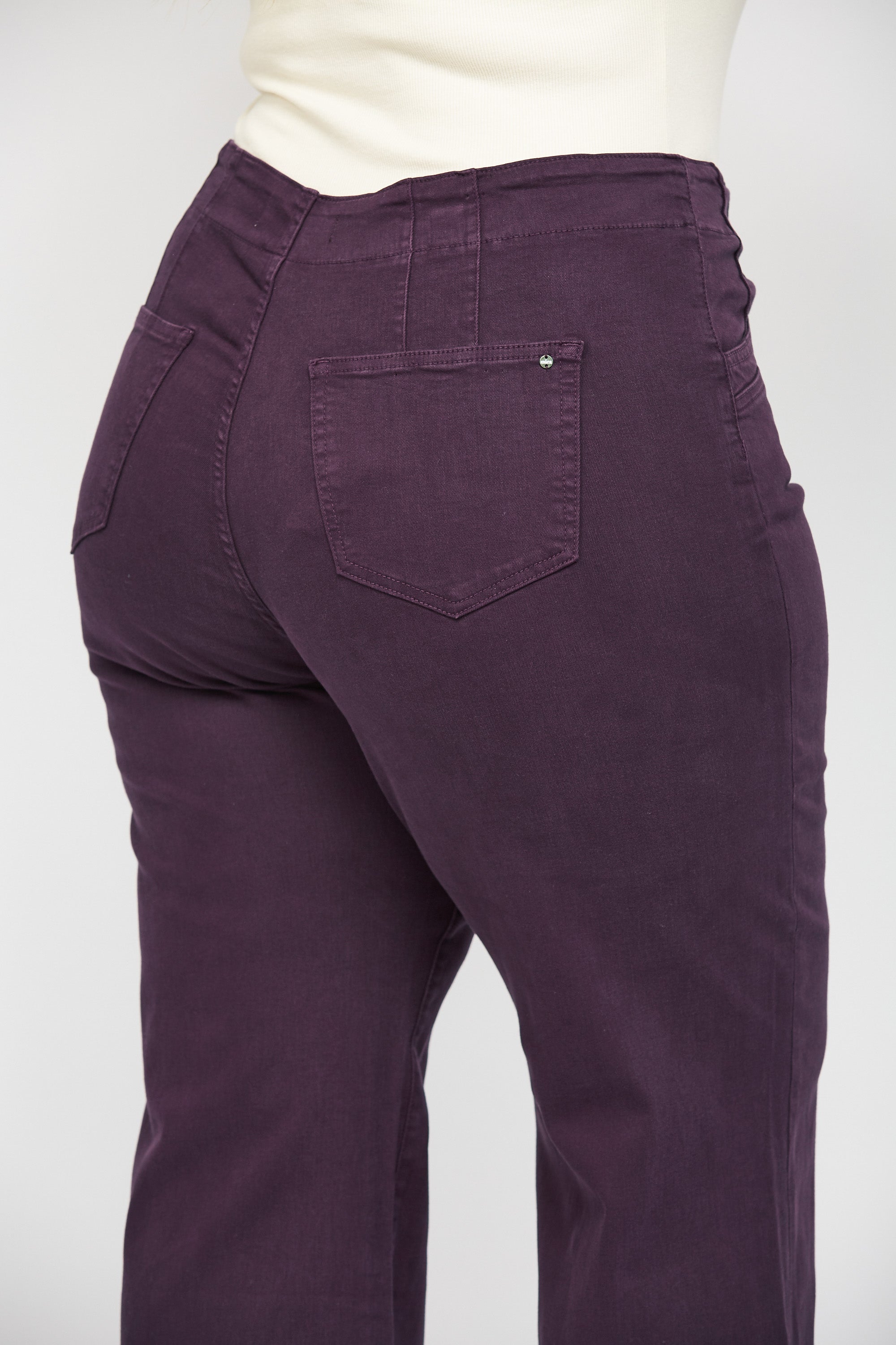 PLUM PLUS 6